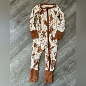 Little sleepies beary sleepy zippie size 6-12 months